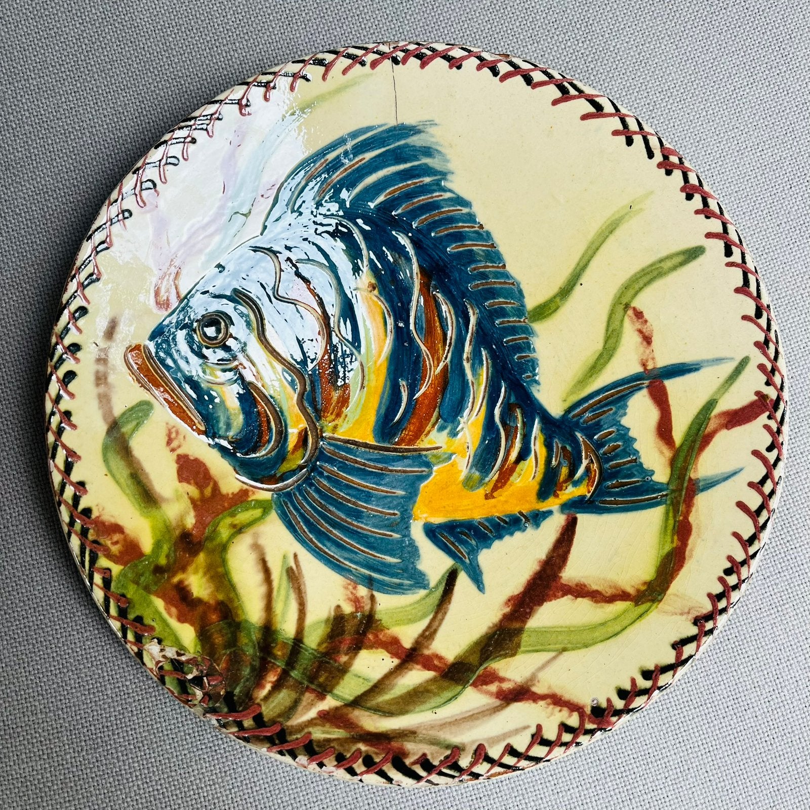 Grote vintage Catalaanse schaal La Bisbal vis, Antiek en Kunst, Ophalen of Verzenden