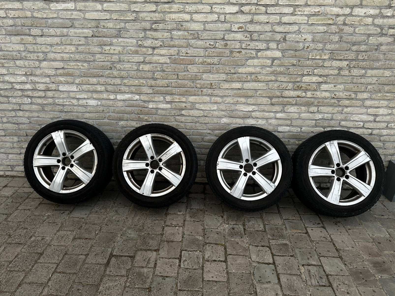 Mercedes S klasse wielenset, Ophalen, Band(en)
