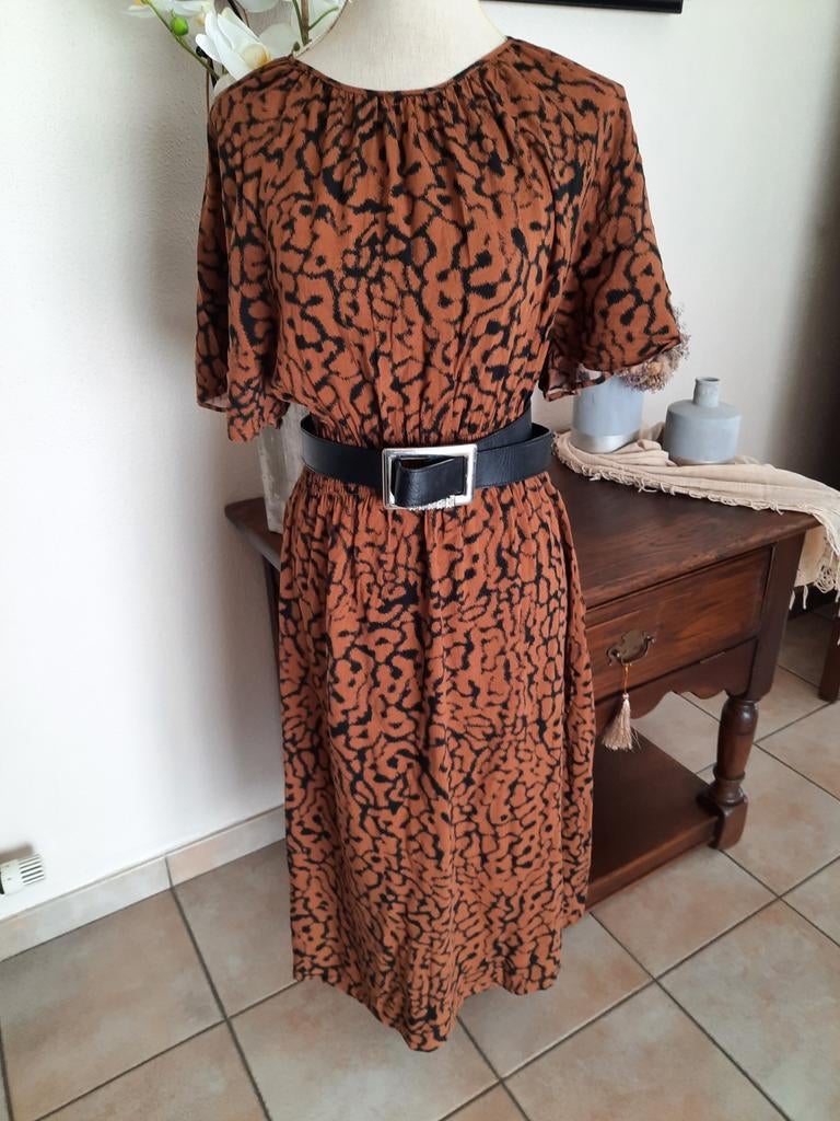 Jolie robe taille S, Enlèvement, Comme neuf, Taille 36 (S), Sous le genou