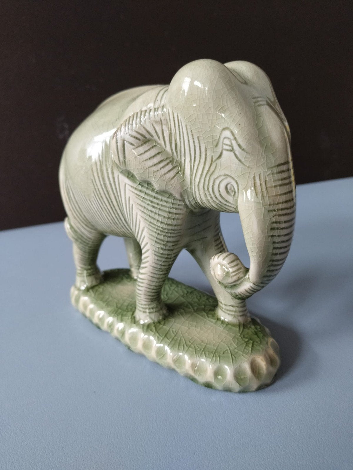 Éléphant en céramique Thai Celadon, Enlèvement ou Envoi