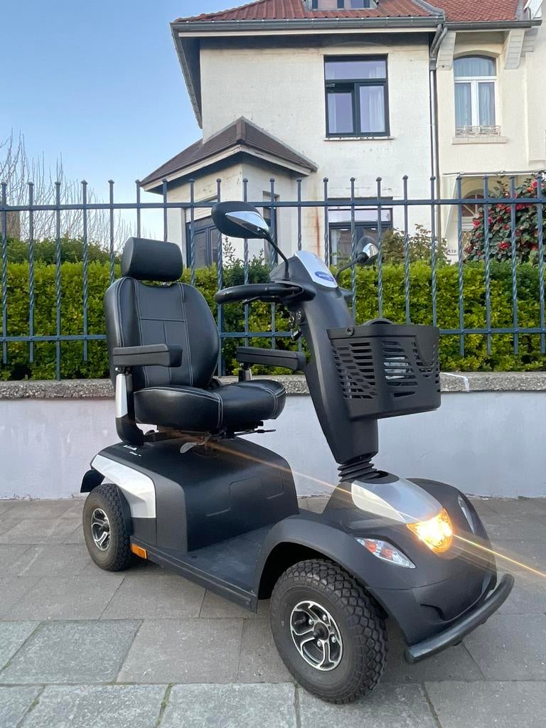 Scootmobiel Invacare Comet Pro elektrische scooter, Ophalen of Verzenden, Inklapbaar, Zo goed als nieuw, Elektrische rolstoel