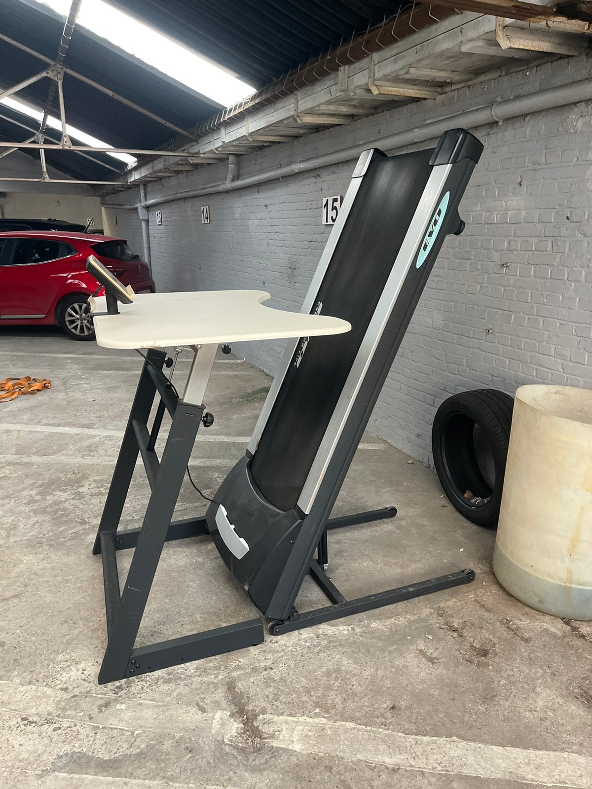 Loopband met werktafel, Enlèvement, Comme neuf