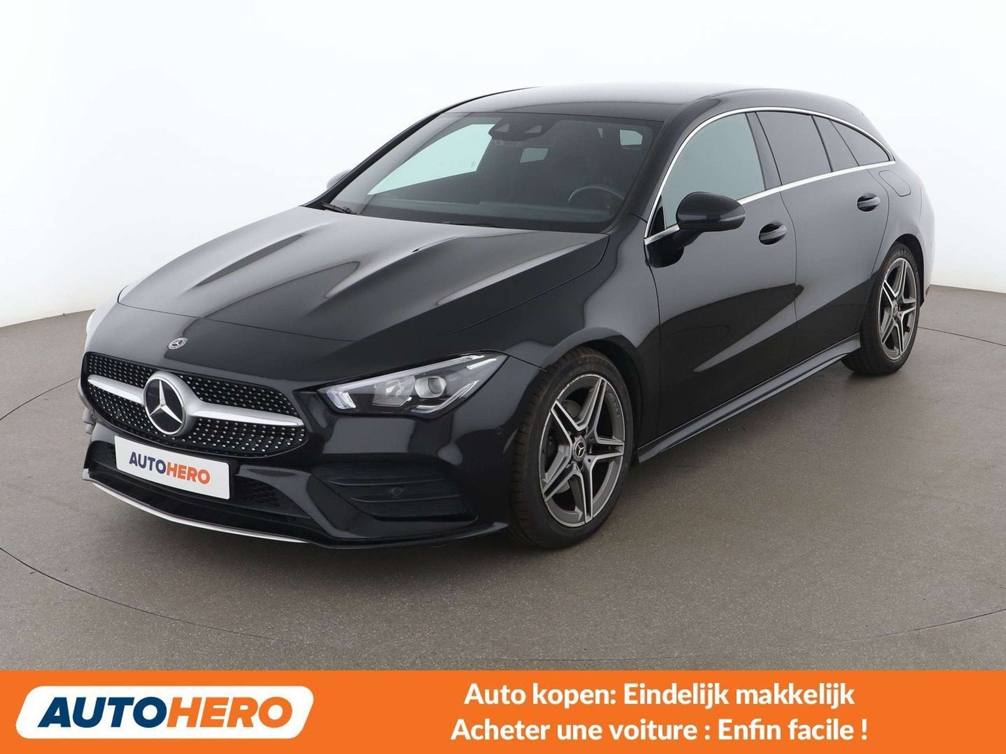 Mercedes-Benz CLA-Klasse 180 CLA 180 Shooting Brake AMG Line, Auto's, CLA, Gebruikt, 136 pk, Alcantara