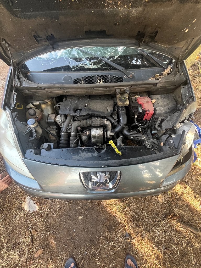 Peugot partner teepee te koop voor onderdelen, Voorwielaandrijving, Euro 5, Stof, Zwart