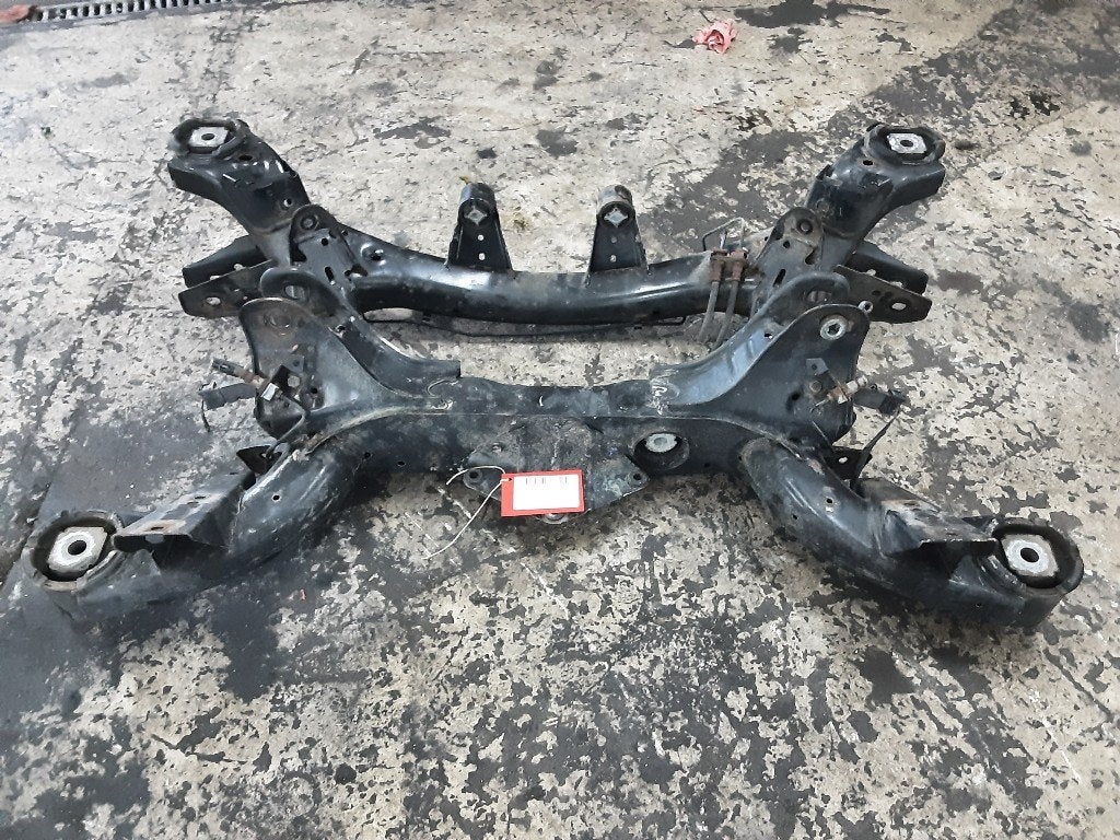 ACHTERAS BMW X5 (F15) (01-2013/07-2018), Gebruikt, Mevr. I. Hauben, BMW, Rue de l'Espoir 34 34
4030  GRIVEGNÉE, BE