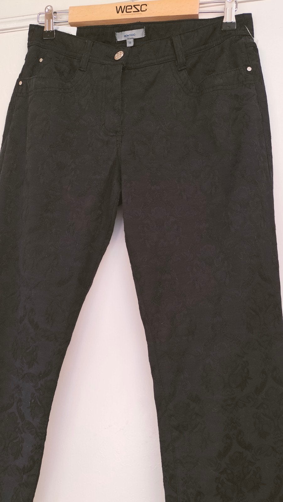 Montego, prachtige zwarte broek met bedrukking 38, Ophalen of Verzenden
