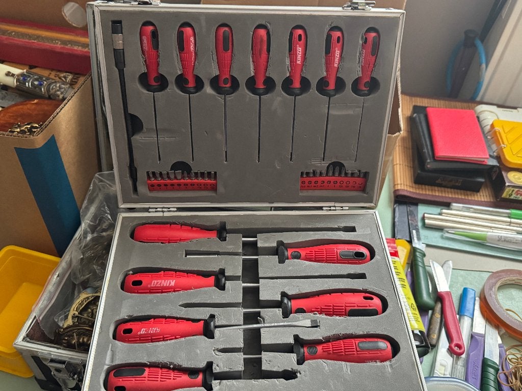 Set de tournevis 35pcs avec embout  Kinzo, Bricolage & Construction, Outillage | Outillage à main, Enlèvement, Comme neuf, Tournevis