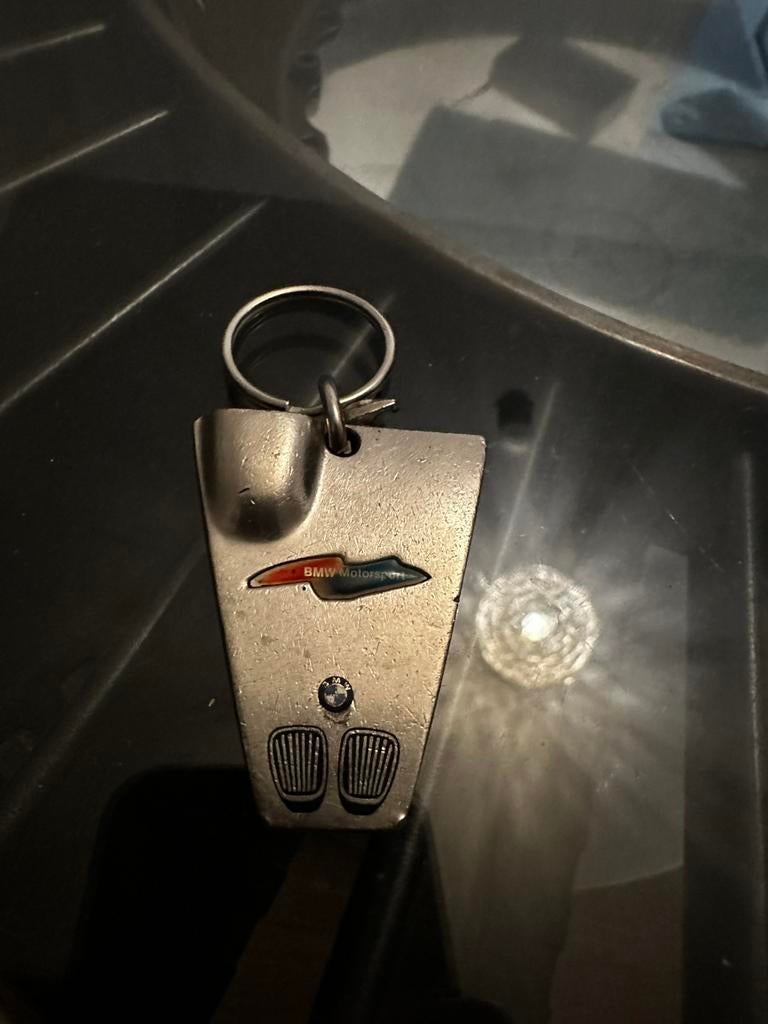 Porte clef bmw le mans, Collections, Porte-clés, Sport, Enlèvement ou Envoi