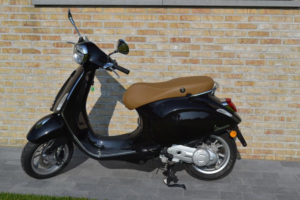 VESPA PIAGGIO PRIMAVERA 25 E5 NERO KLASSE A PERFECTE STAAT, Fietsen en Brommers, Scooters | Vespa, Zo goed als nieuw, Overige modellen