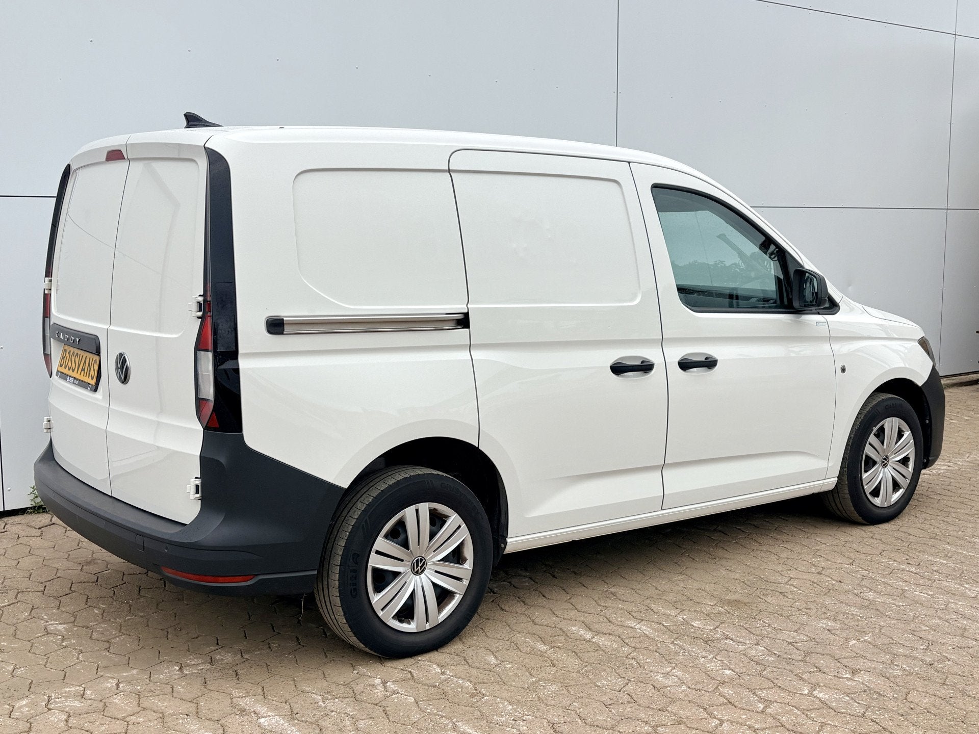 Volkswagen Caddy Cargo 2.0 TDI 75PK L1 Cruise Control Airco, Auto's, Voorwielaandrijving, 75 kW, Gebruikt, Zwart