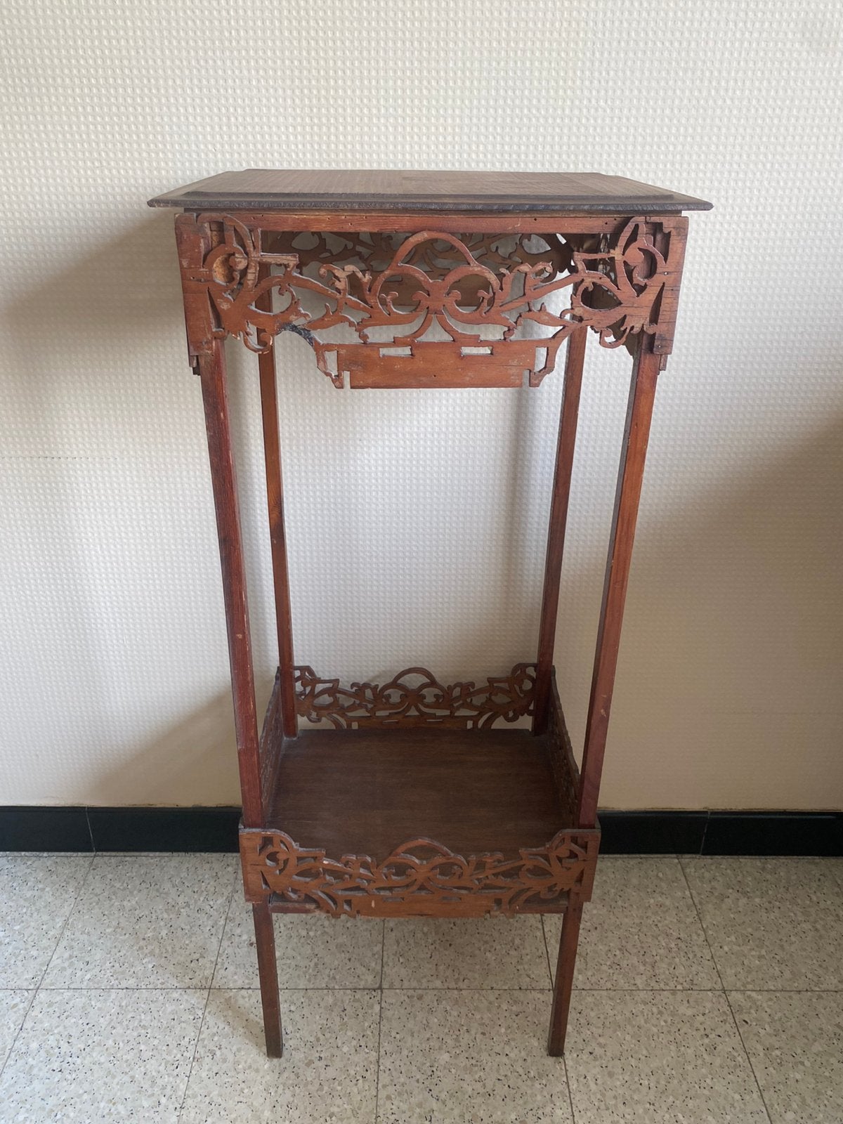Vintage Bijzettafeltje of plantentafeltje, Ophalen