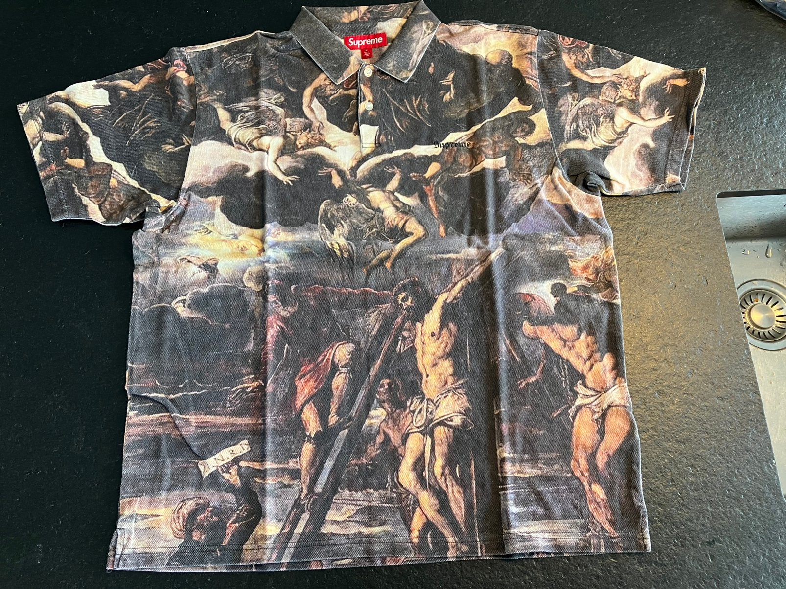 Supreme Crucifixion Polo Maat L, Ophalen of Verzenden, Nieuw, Maat 52/54 (L), Meerkleurig