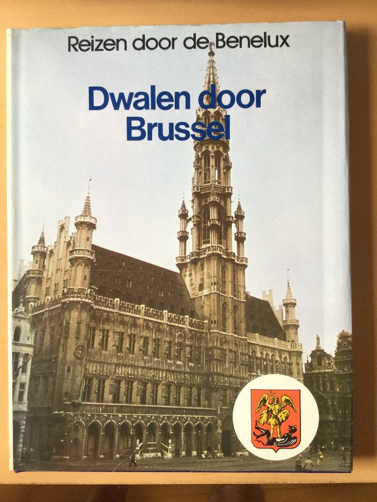 Reisgids Dwalen door Brussel NIEUW, Boeken, Reisgidsen, Ophalen of Verzenden, Nieuw, Benelux, Reisgids of -boek