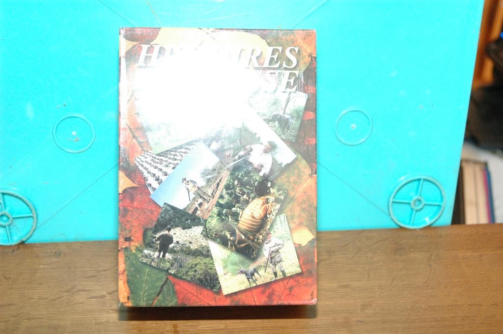 Histoires de chasse en 2 coffrets de 4 DVD chacun soit 8 DVD, Enlèvement ou Envoi, Coffret, Autres genres, À partir de 16 ans