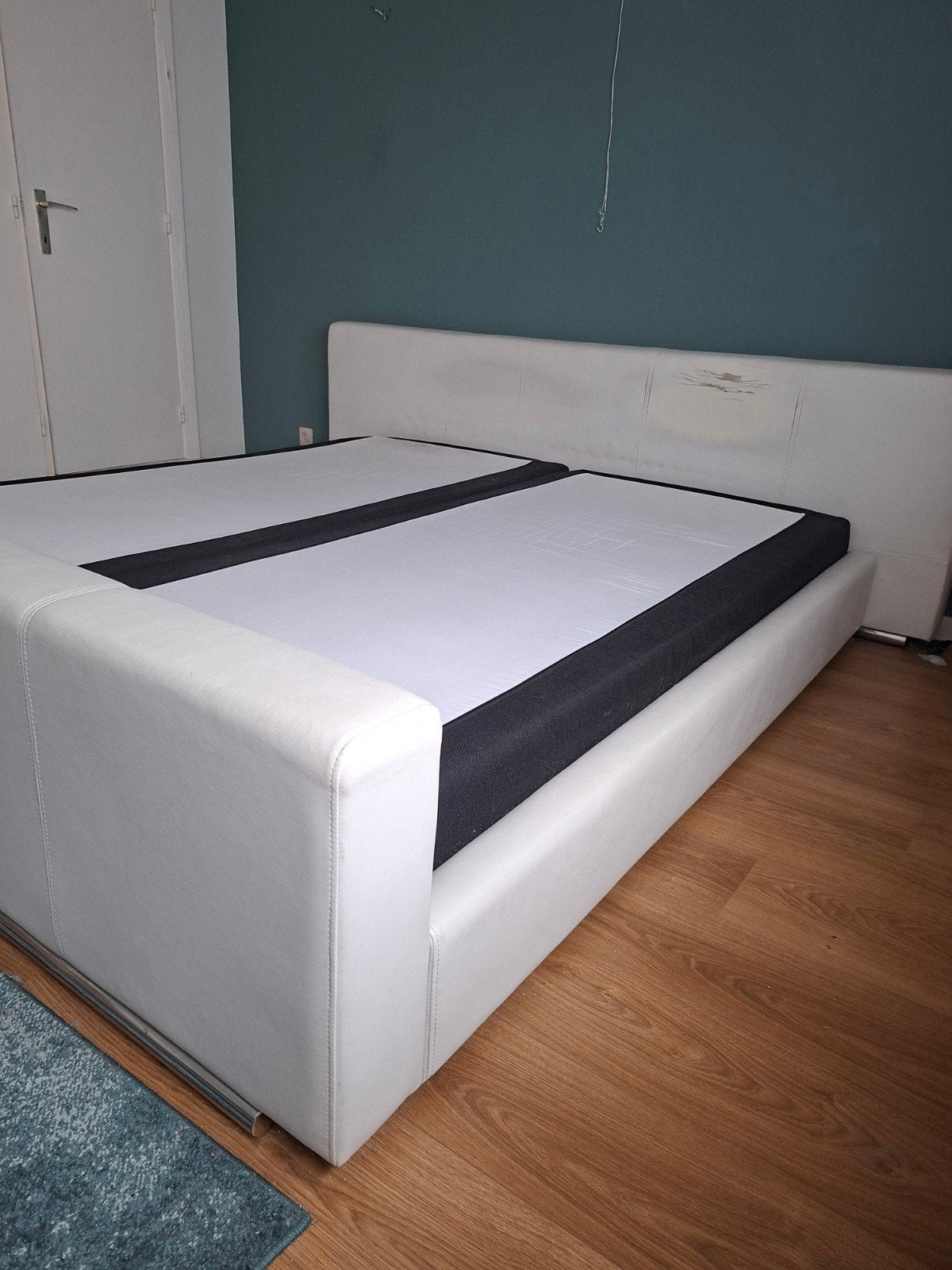 Gratis Bed met boxspring matrassen, Ophalen, Wit