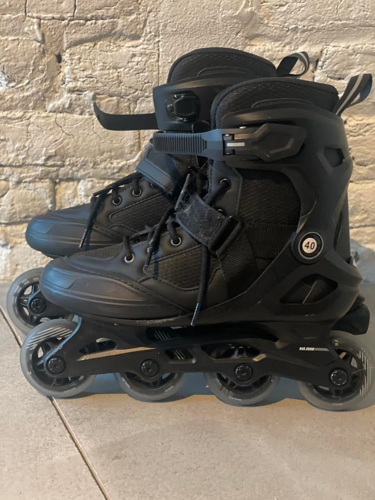 Rolschaatsen, Sport en Fitness, Ophalen, Verstelbaar, Zo goed als nieuw, Inline skates 4 wielen