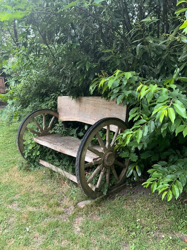 Rustieke tuinbank met authentieke wagenwielen, Ophalen, Gebruikt, Hout