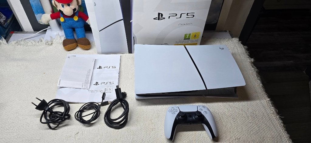 ps5 slim console 'naar CD' (1t/4k) + 13 maanden garantie, Games en Spelcomputers, Ophalen of Verzenden, Zo goed als nieuw