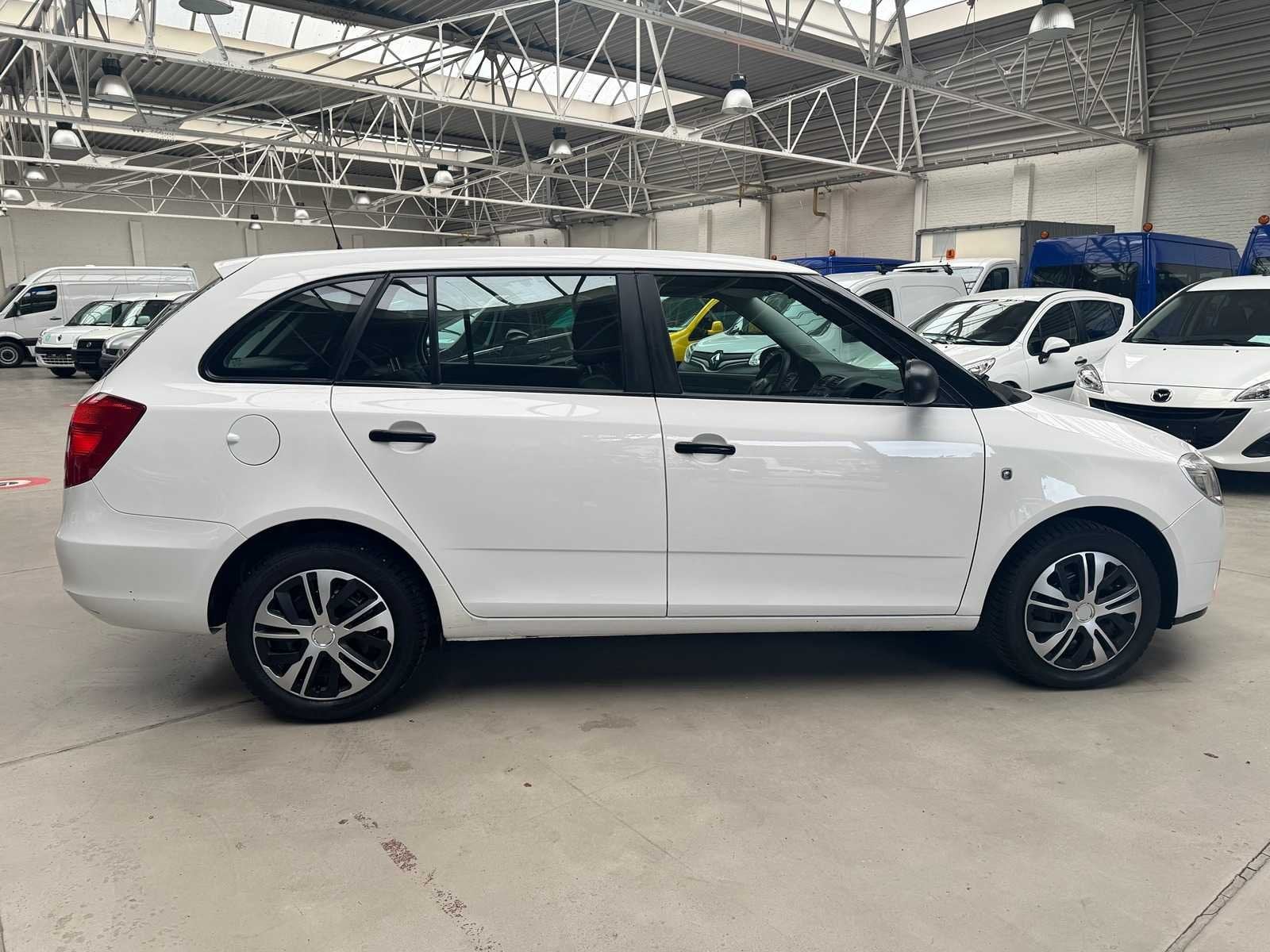 2009 Skoda Fabia - 80000 km - zéér goede staat, Auto's, Gebruikt, Bedrijf, Euro 4, Te koop