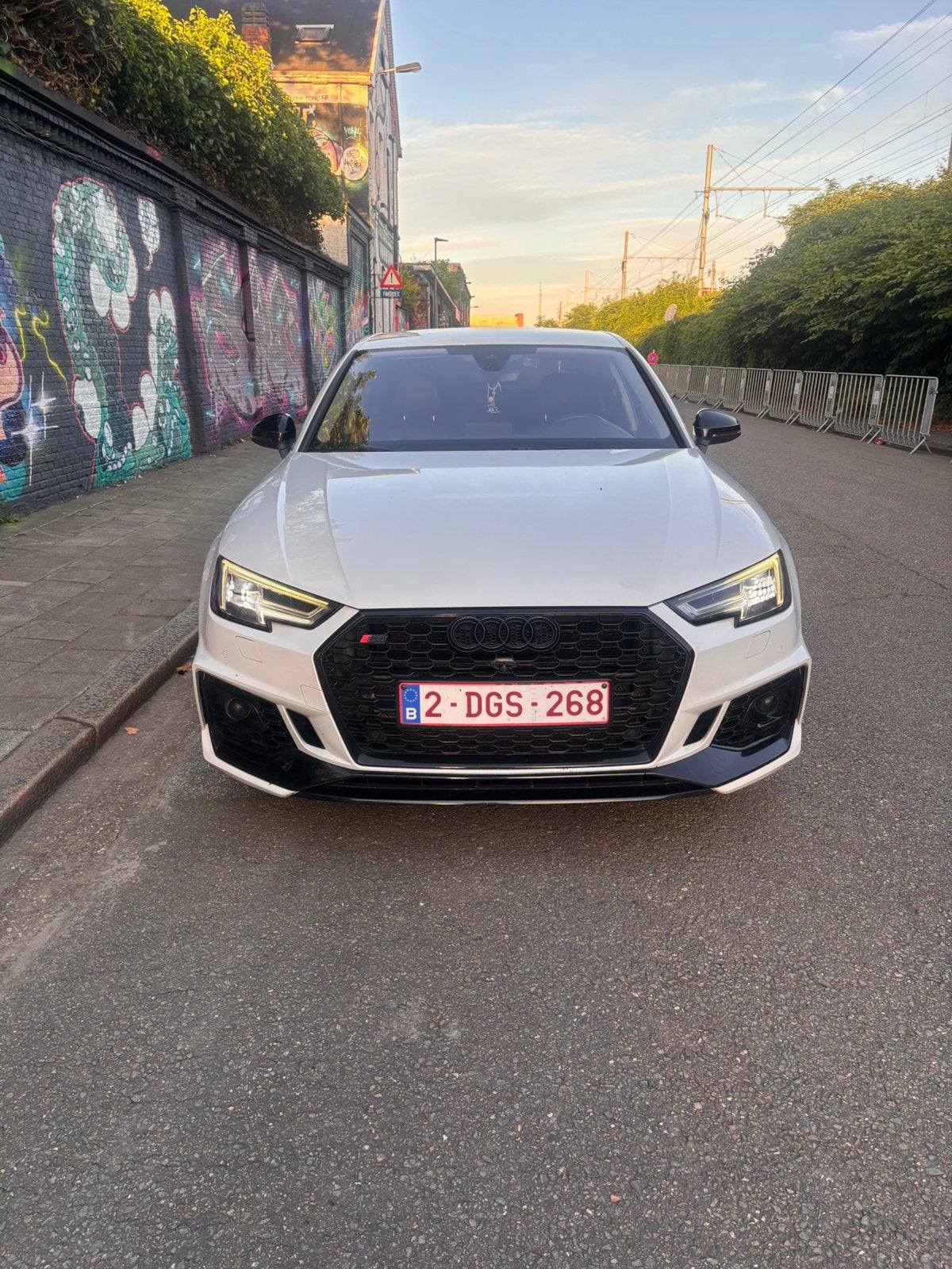 A4 S pakket benzine, Autos, Audi, Particulier, A4, ABS, Caméra de recul, Phares directionnels, Régulateur de distance, Airbags
