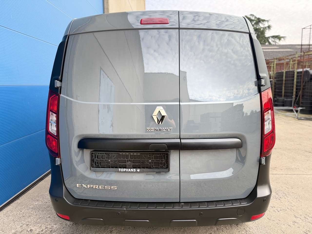 Renault Express 1.5 DCi - Airco - Propere staat!, Auto's, 0 cilinders, https://public.car-pass.be/vhr/9d8f8e5c-bc9d-414b-bcb5-f8b6eb837031