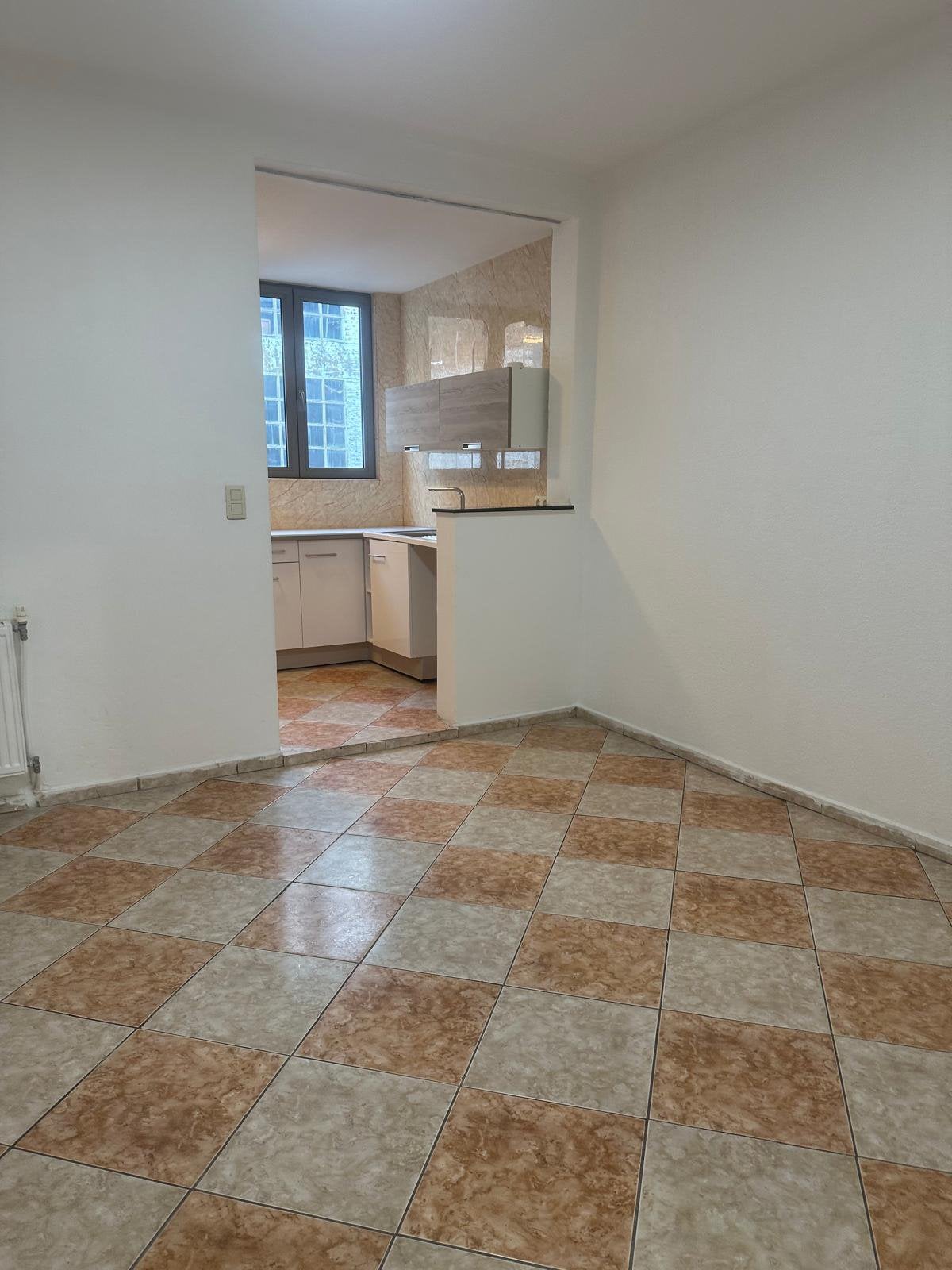 2 slaapkamer appartement te huur