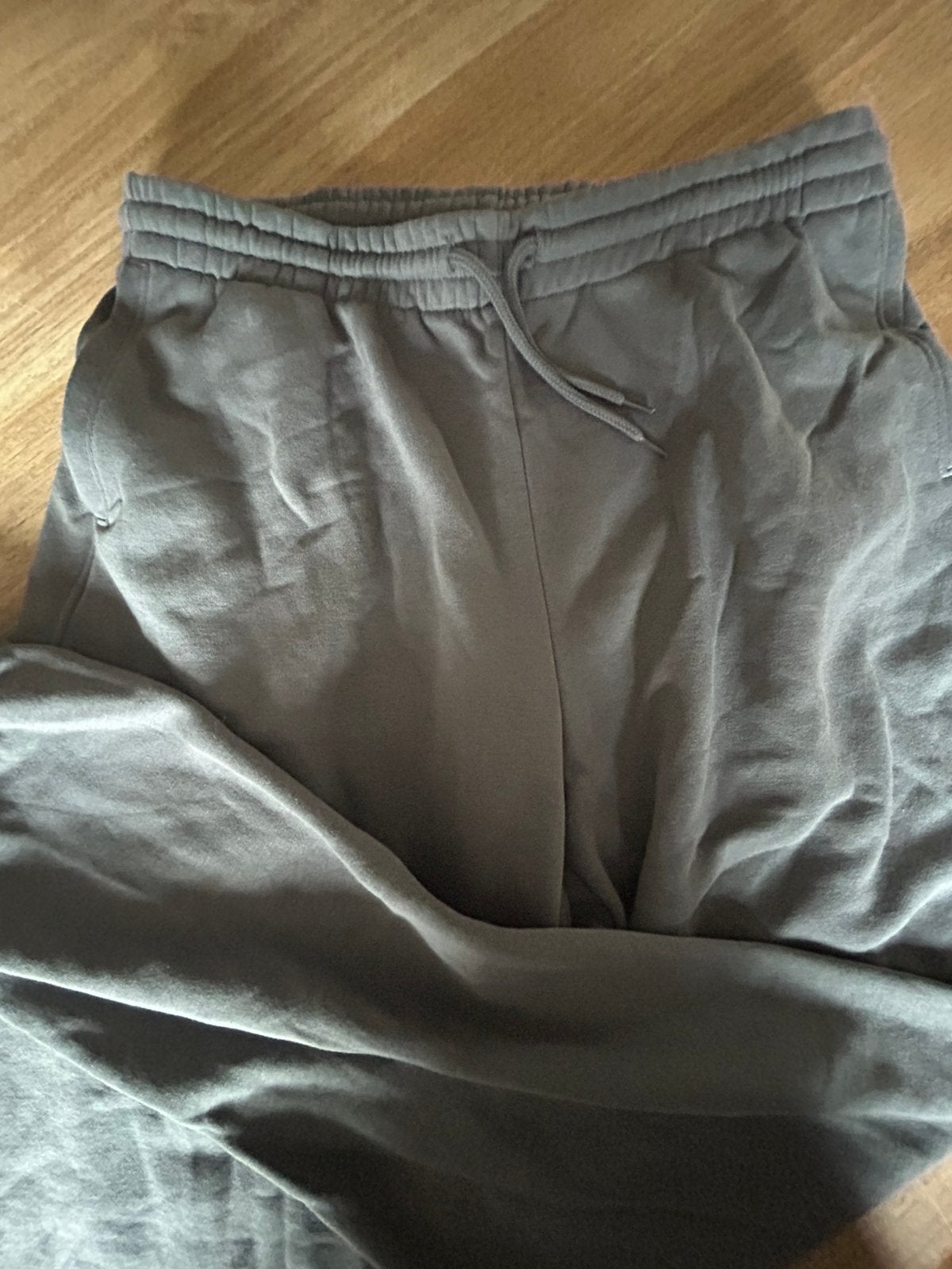 Divided - broeken, Kleding | Dames, Broeken en Pantalons, Verzenden, Zo goed als nieuw, Maat 38/40 (M)