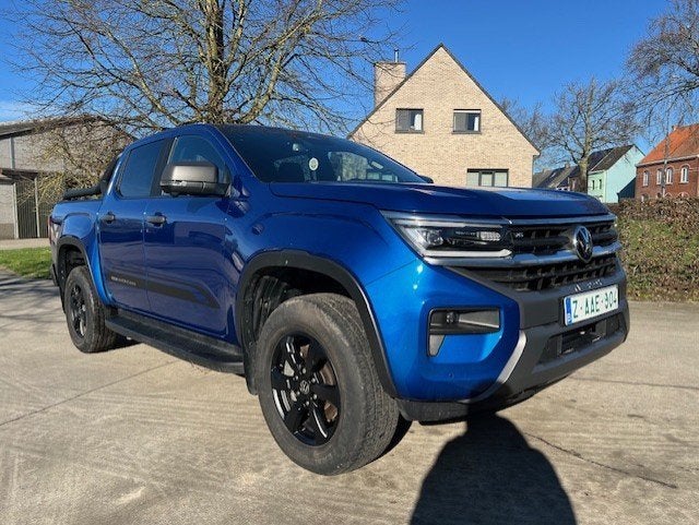 Volkswagen Amarok V6 AUT PanAmer 4X4 5PL MET 9.000km EN navi, Auto's, Automaat, 4 deurs, 2993 cc, Blauw