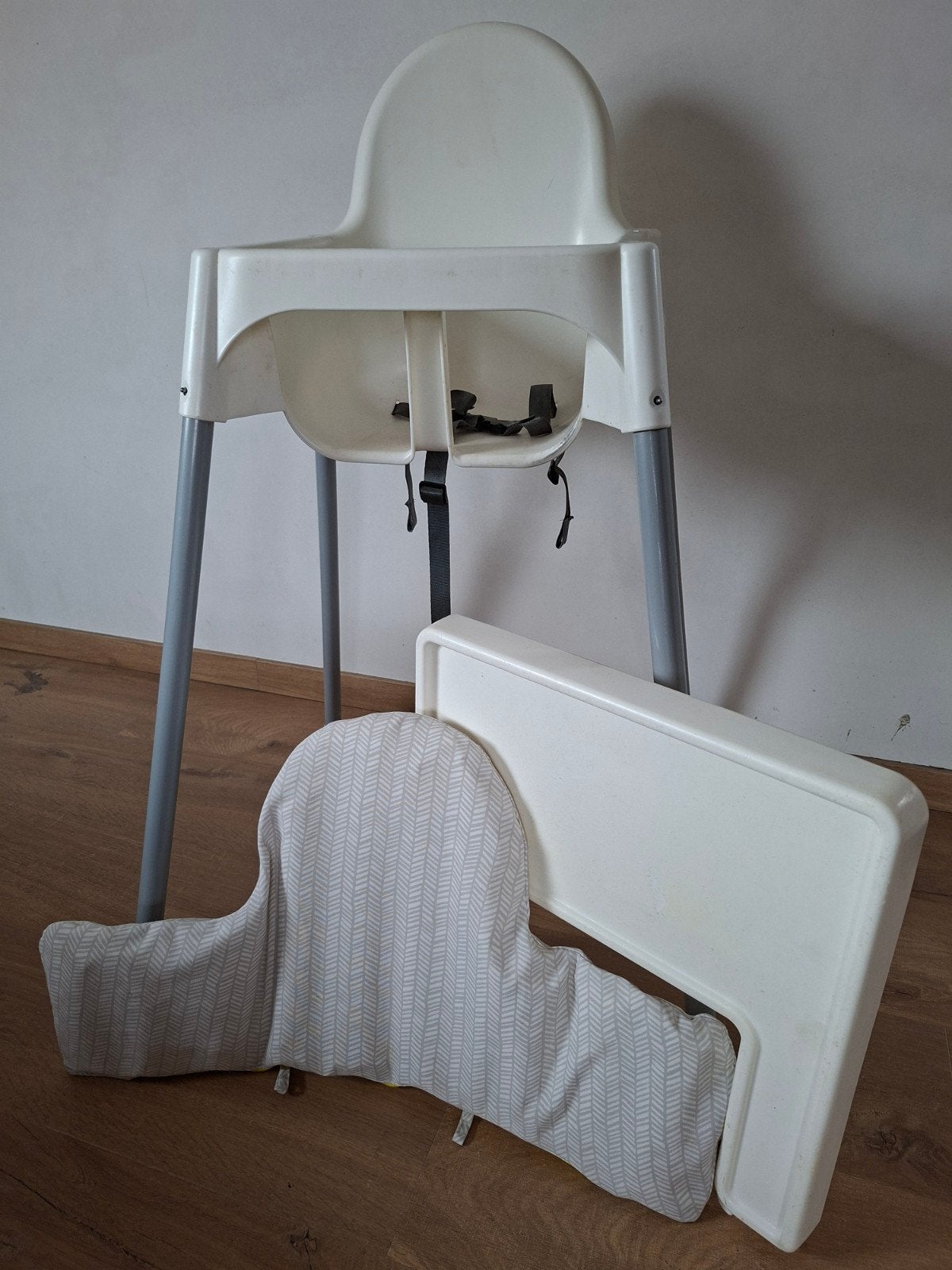 Kinderstoel ikea met verkleinkussen, Kinderen en Baby's, Ophalen, Gebruikt, Overige typen, Aanschuifbaar