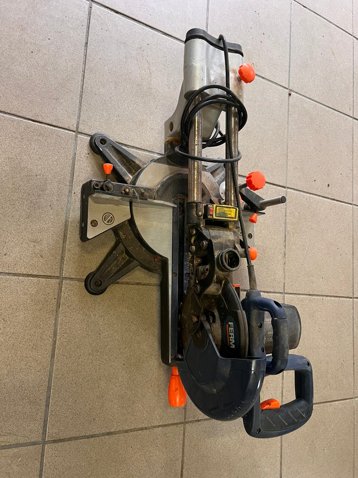 Zaagmachine afkort verstek, Ophalen, Gebruikt