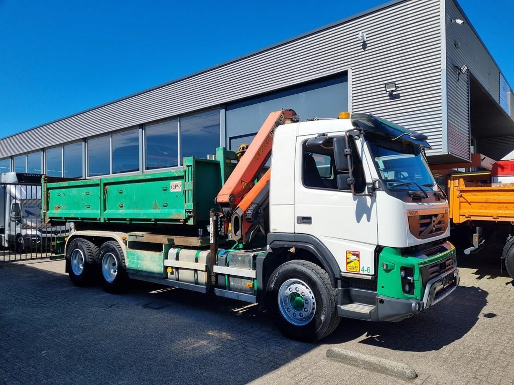 Volvo FMX 460 Containersystem 26T/ Palfinger Krane 18TM/ Rem, Automaat, Euro 5, Achterwielaandrijving, Wit