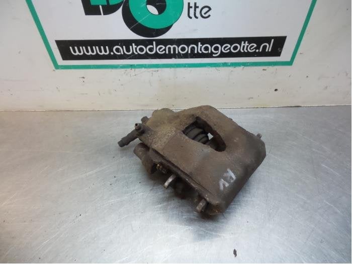 Etrier de frein (pince) avant droit d'un Volkswagen Beetle (, Volkswagen, -, 3 mois de garantie, Utilisé