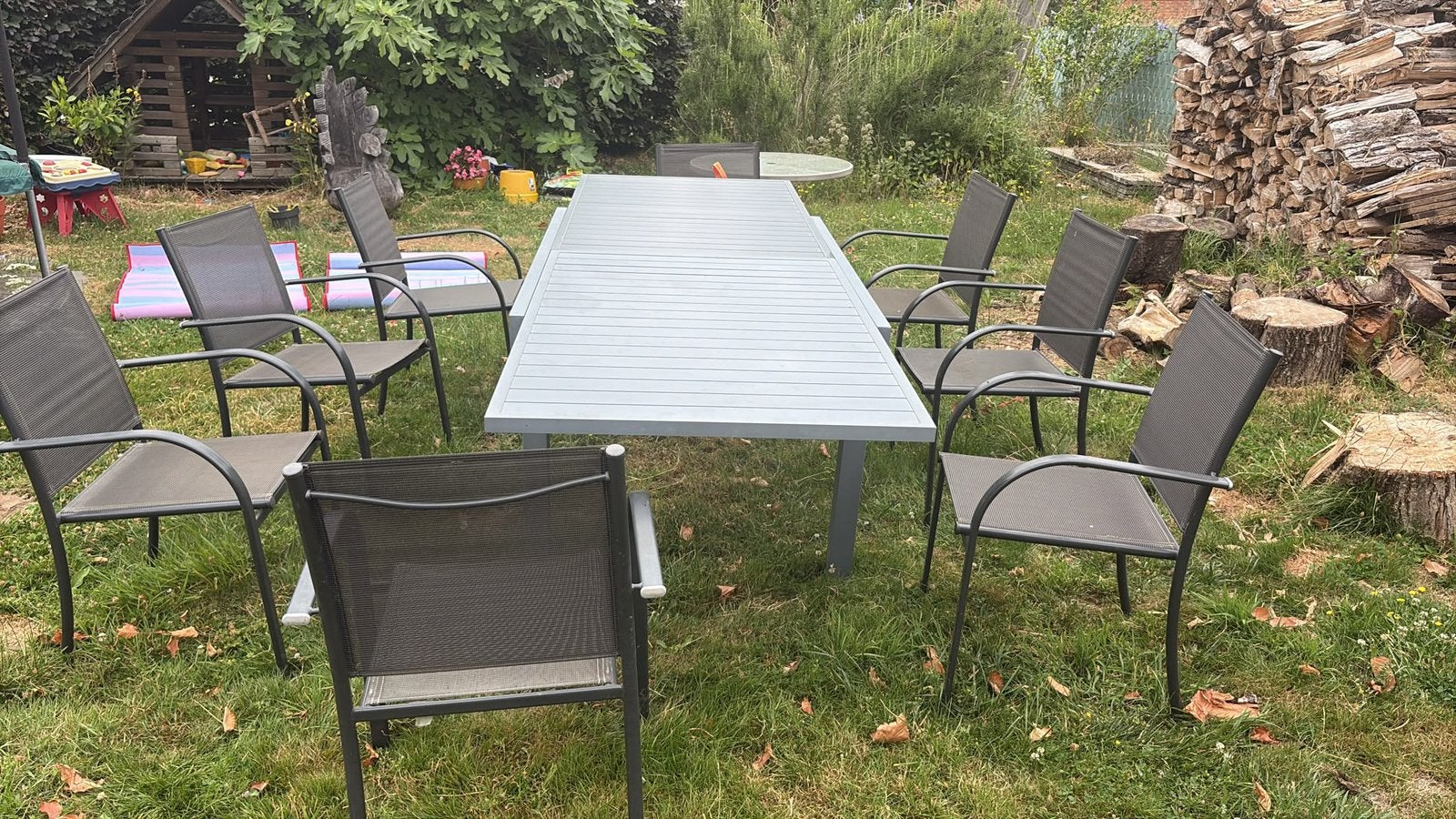 Table de jardin et 8 chaises, Enlèvement, Utilisé