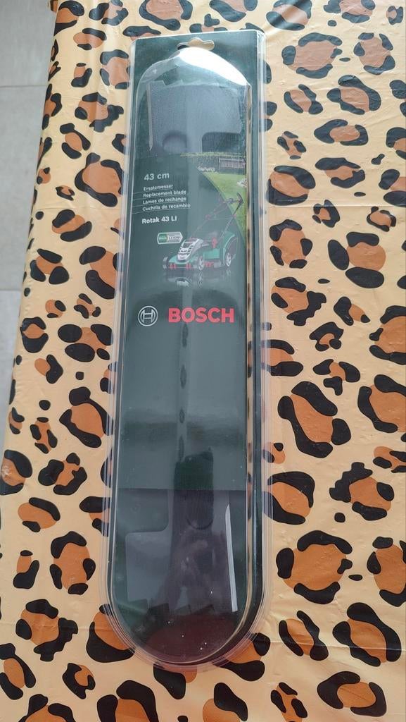Bosch Rotak 43 Li - nieuw maai mes, Tuin en Terras, Ophalen