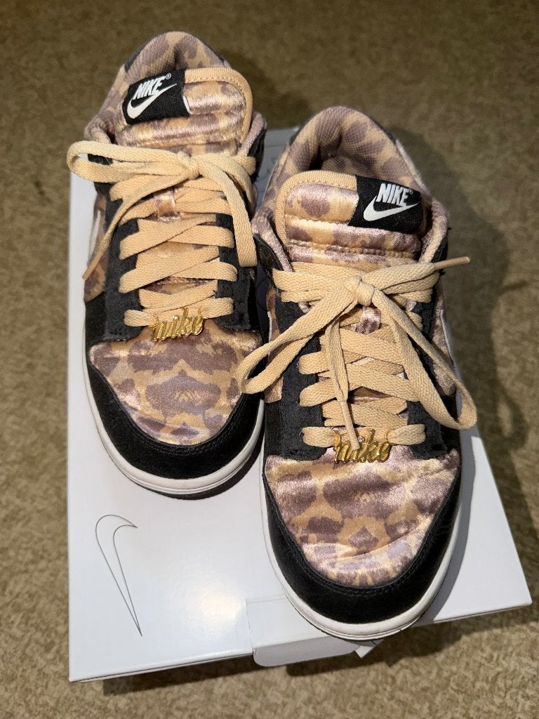 Nike customized 38, Kleding | Dames, Bruin, Nike, Ophalen of Verzenden, Zo goed als nieuw