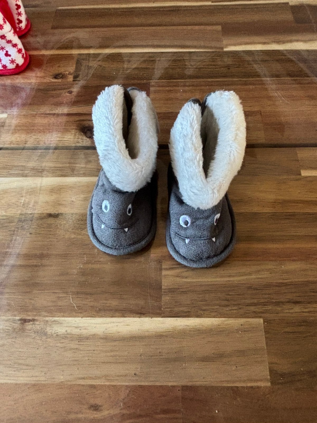 Chaussons, Enlèvement, Comme neuf