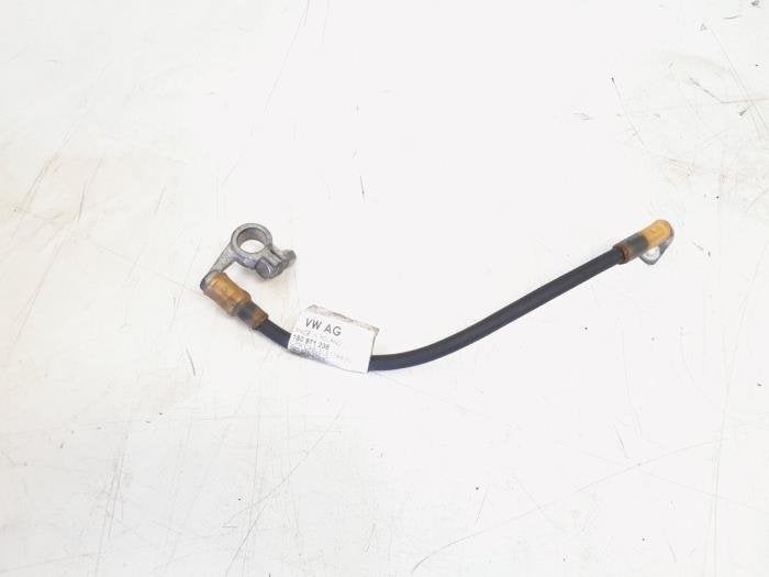 Borne de batterie d'un Volkswagen UP, Autos : Pièces & Accessoires, Volkswagen, -, 3 mois de garantie, Utilisé