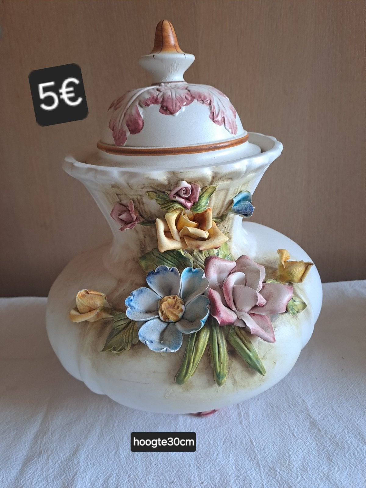 grote pot met bloemen, Ophalen