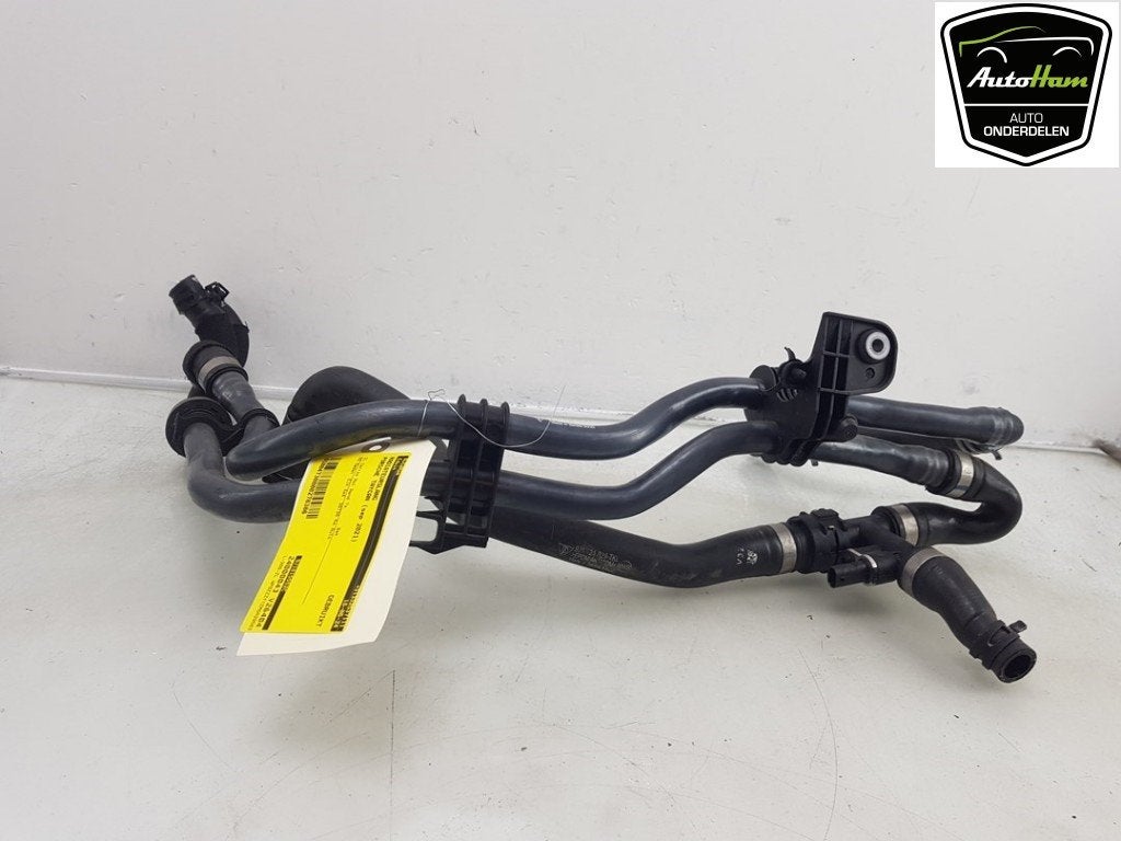 RADIATEURSLANG Porsche Taycan (Y1A) (|9J1815552C|), Gebruikt, Porsche