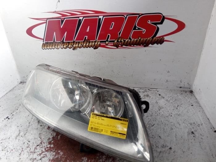 Koplamp rechts van een Audi A6, Auto-onderdelen, Verlichting, Gebruikt, -, -, Audi