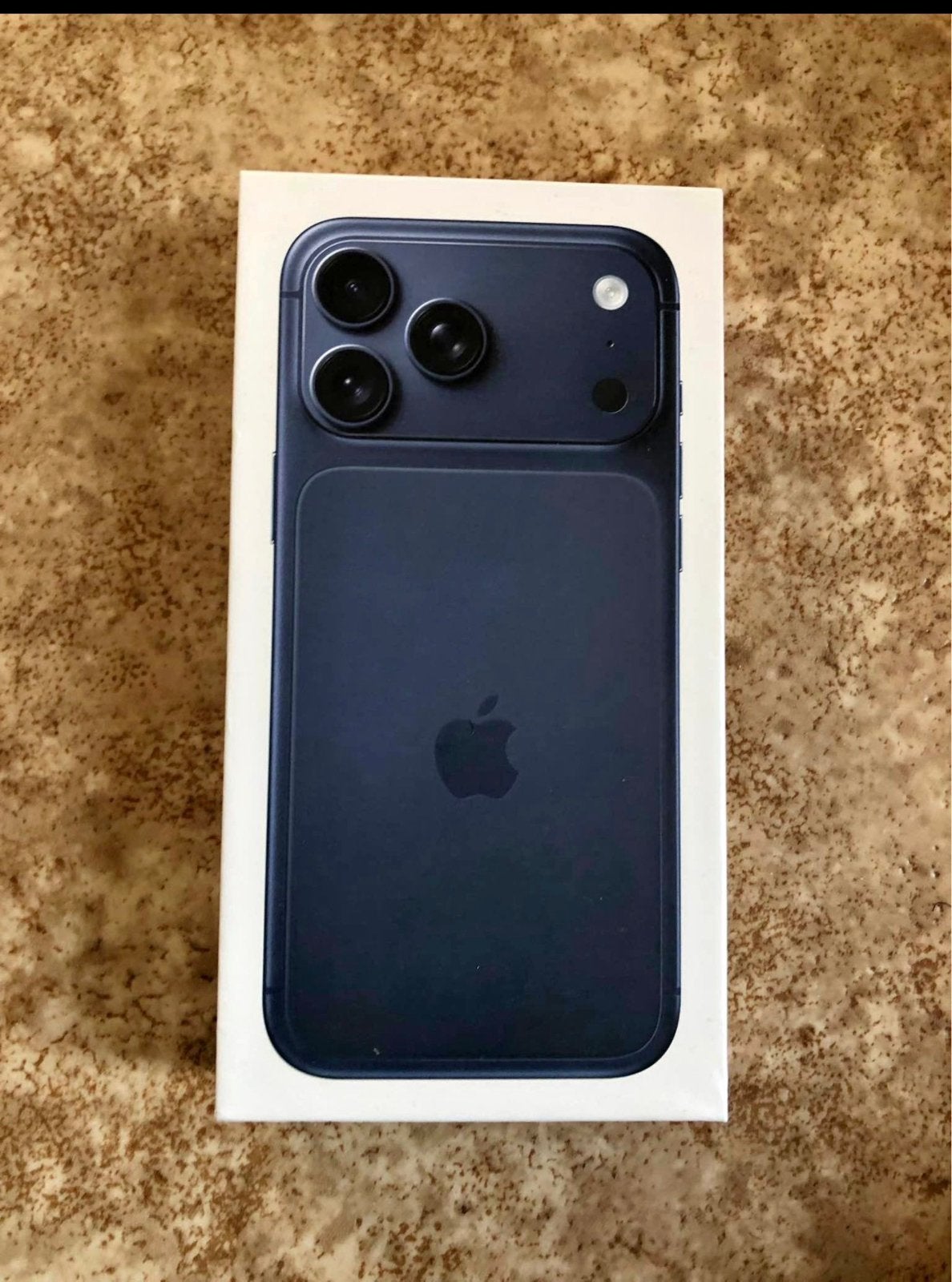 iPhone 17 pro max, Telecommunicatie, Mobiele telefoons | Apple iPhone, Ophalen, Zo goed als nieuw, Blauw