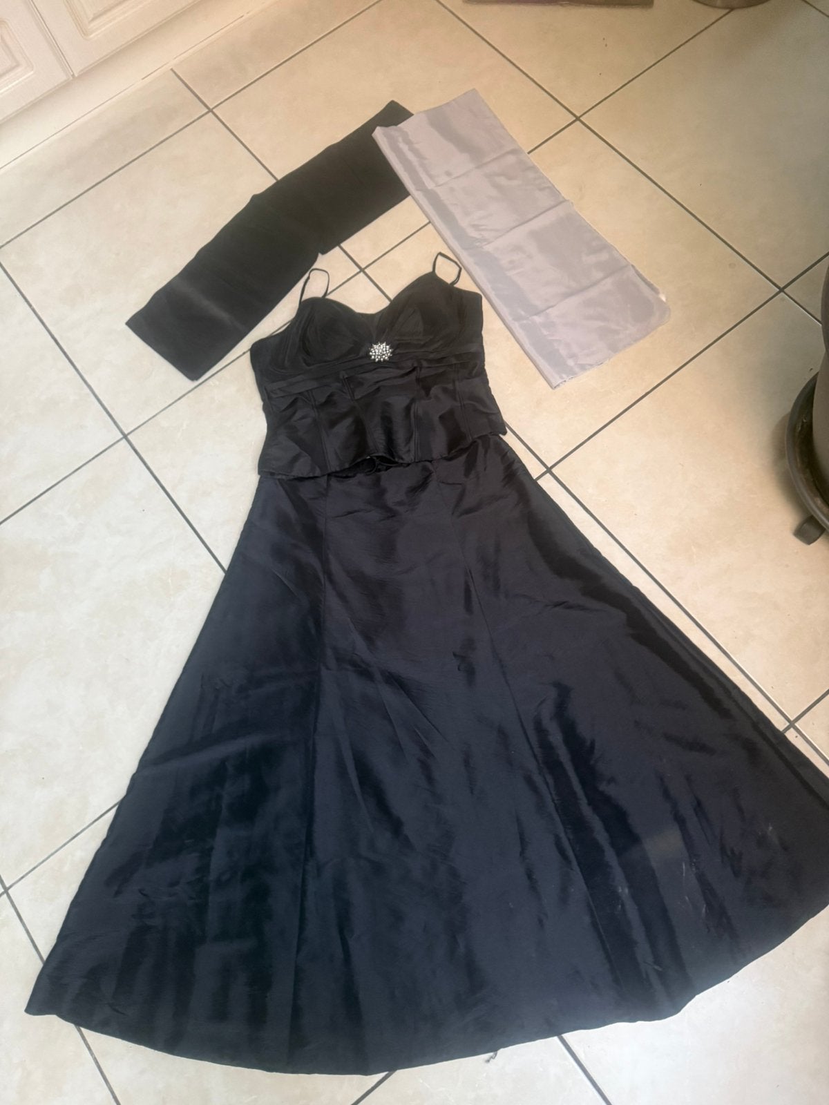 Ensemble de soirée 2 pieces taille XL 46-48, Vêtements | Femmes, Robes, Taille 46/48 (XL) ou plus grande, Enlèvement ou Envoi