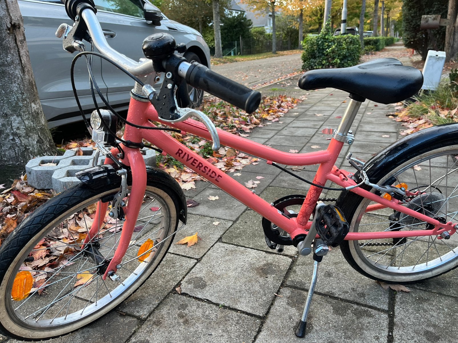 Riverside 500 Kinderfiets 20 inch – Koraalroze, Fietsen en Brommers, Ophalen, Gebruikt, Velgrem, Versnellingen