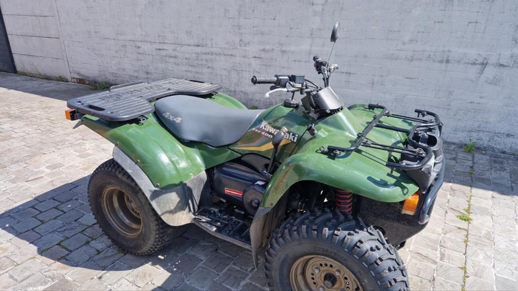 Kawasaki kvf400 (topstaat)