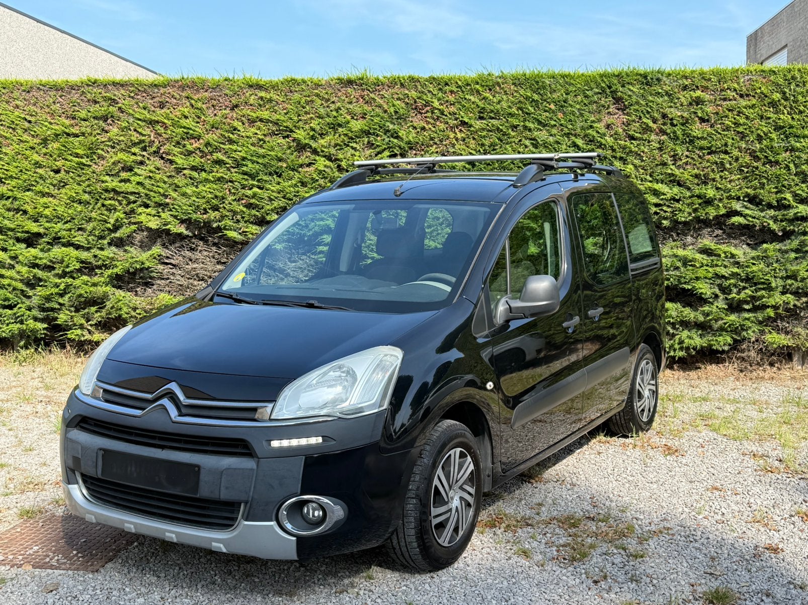 Citroen Berlingo1.6 BlueHDI, Voorwielaandrijving, Euro 5, Zwart, 4 cilinders