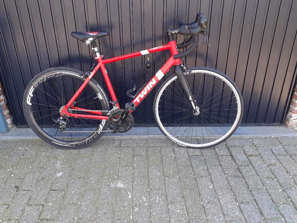 Koersfiets B Twin, Enlèvement, Utilisé