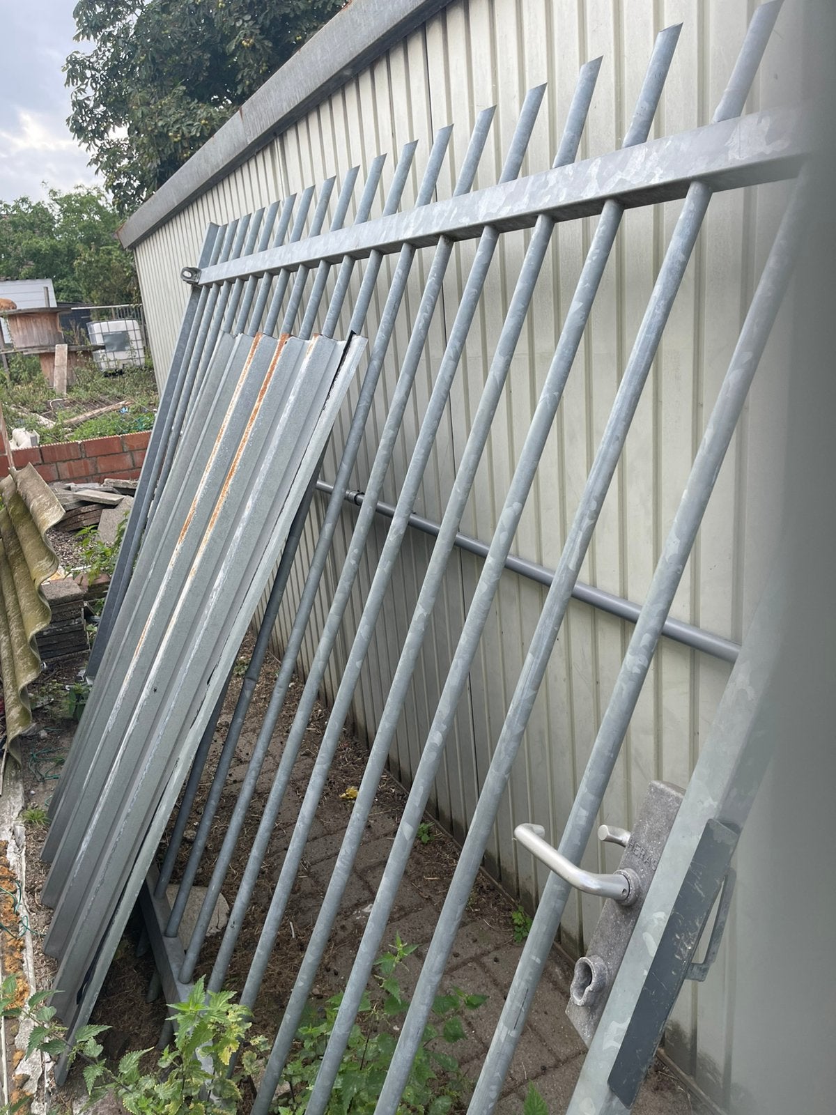 Te koop poort, Tuin en Terras, Ophalen, Zo goed als nieuw