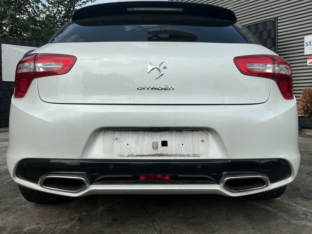 BUMPER ACHTER DS5 (KD / KF) (|1608749880|1606385880|), Auto-onderdelen, Gebruikt, Citroën, Kontakt-citroen@citroen.com, Achter