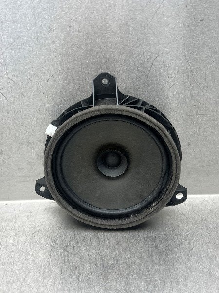 HAUT PARLEUR / ENCEINTE Corolla Touring Sport (E21 / EH1), Utilisé, Toyota