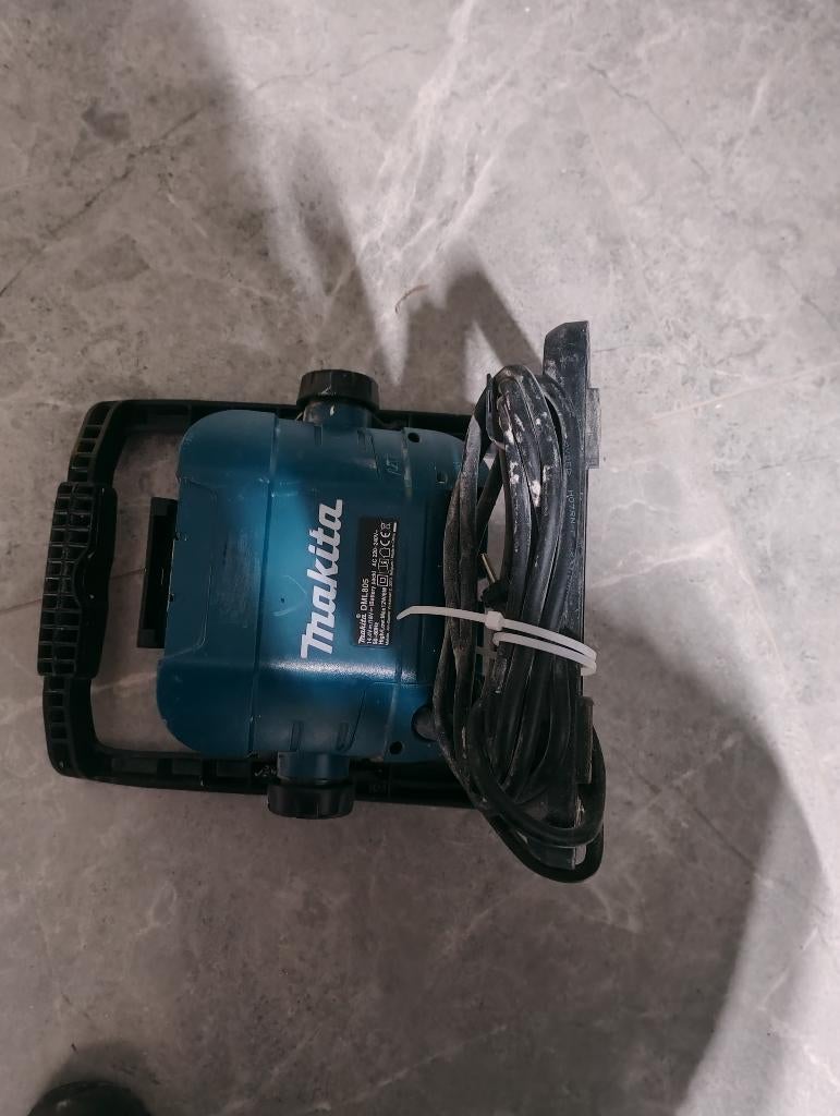 Makita accu lamp, Enlèvement, Utilisé